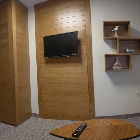 Hotel Cyril
