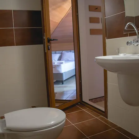 Хотел кирил Несебър