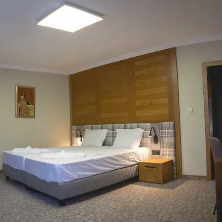 Хотел кирил Несебър