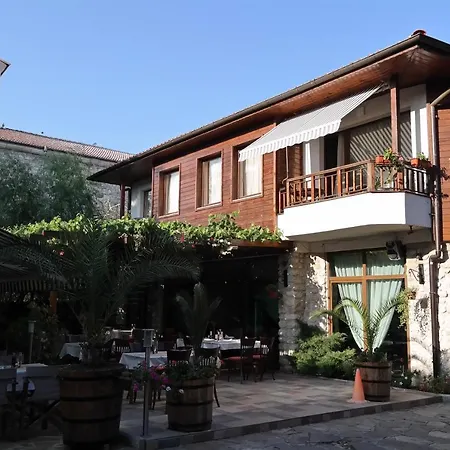 кирил Хотел 3*